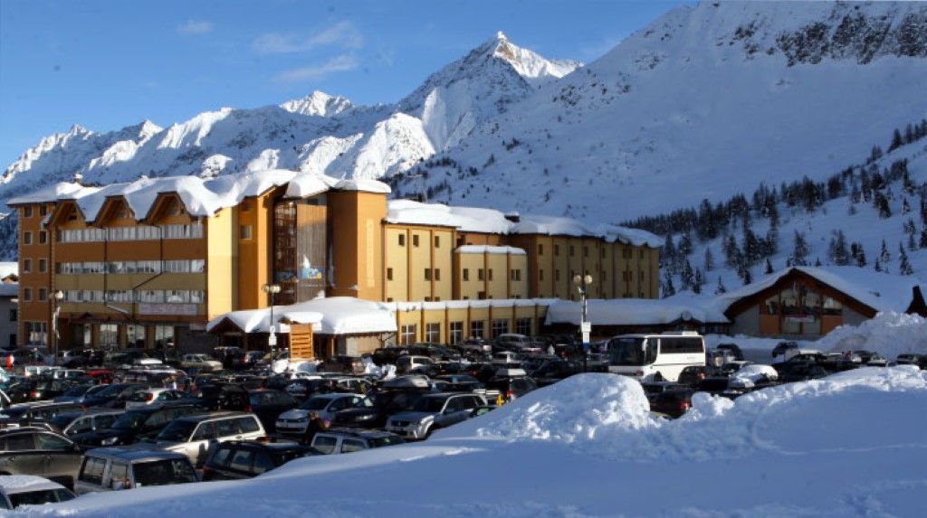 Grand Hotel Miramonti 파쏘델토날레 외부 사진