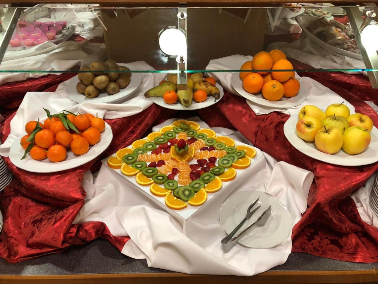 Grand Hotel Miramonti 파쏘델토날레 외부 사진